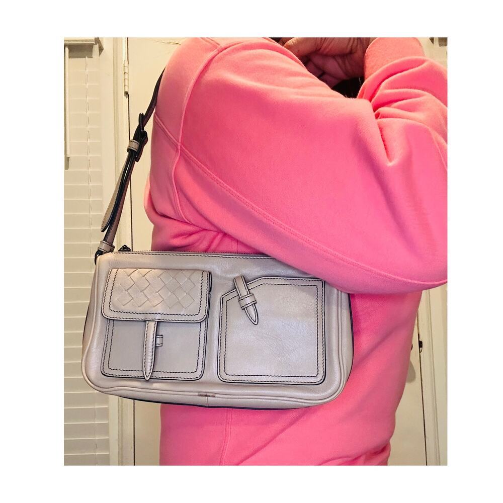 Bottega Veneta Shoulder Bag with dustbag - Picture 15 of 16